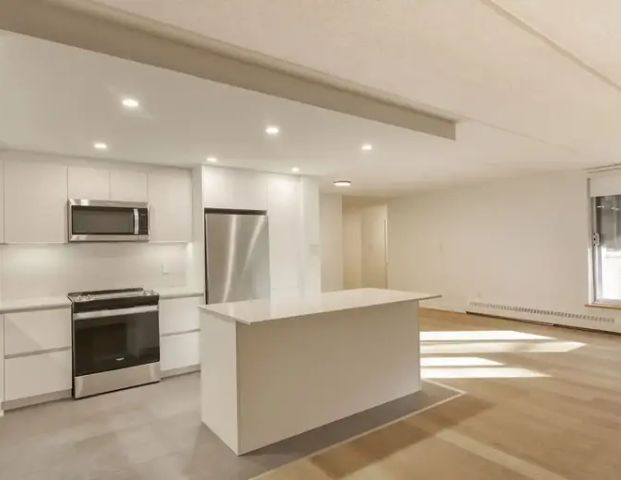 4800 Boulevard de Maisonneuve West | 4800 Maisonneuve Blvd W, Montreal - Photo 1