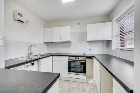 Studio to rent - Photo 5