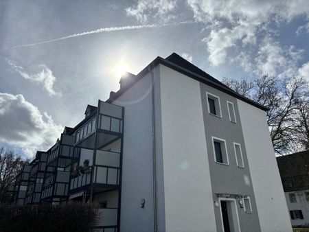 TOP renoviert! Gemütliche 2-Zimmer Wohnung in traumhaft schöner Wohnsiedlung am Wald - Foto 3