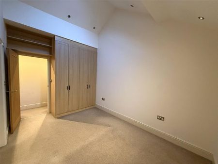 3 bedroom end of terrace house to rent - Photo 4