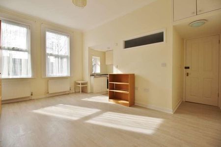 Grosvenor Road, Finchley Central, N3 - Photo 3