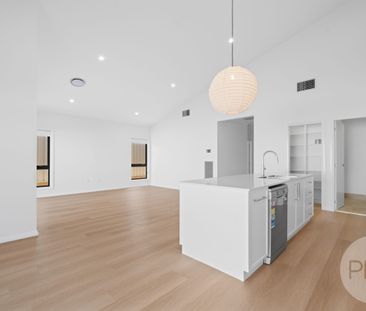 1/160 Muttama Parade, Gobbagombalin NSW 2650 - Photo 5