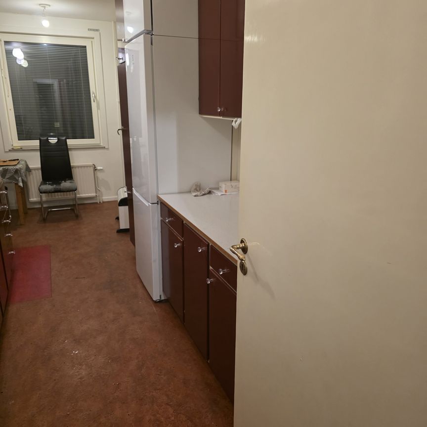 Glömmingegränd, Spånga - Photo 1