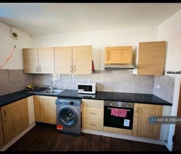 1 bedroom in a house share to rent - Photo 5