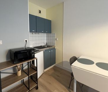 Location Appartement RENNES / Quartier CENTRE-VILLE - Photo 3