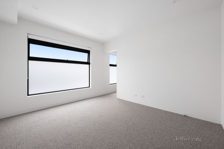 49B Hotham Street, Preston VIC 3072 - Townhouse For Rent | Domain - Photo 3