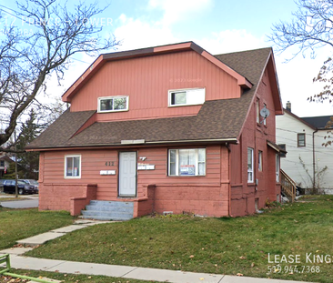 2 Bed 1 Bath Lower Unit Close to University with Private Laundry an... - Photo 6