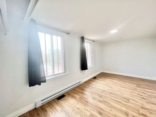 For Lease - 67 Queen Mary Street Unit# B, Cityview - Parkwoods Hills - Rideau Shore, Ontario - Photo 1