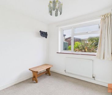 2 bedroom detached bungalow to rent - Photo 4