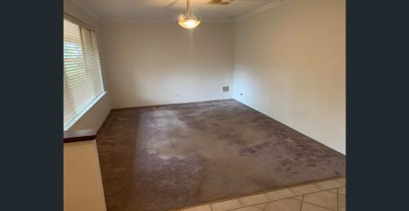 Spacious 4x2 Family Home - Photo 2