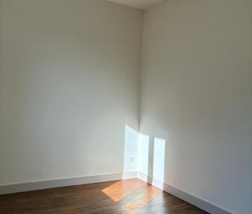 Location Appartement 3 pièces 63m² BOURG LES VALENCE 26500 - Photo 6
