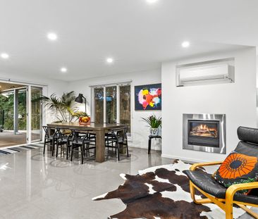 Spacious Family Living in the Heart of Barwon Heads - Photo 4