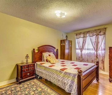 For Lease - 338 Royal Salisbury Way Unit# Upper Unit, Brampton, Ont... - Photo 4