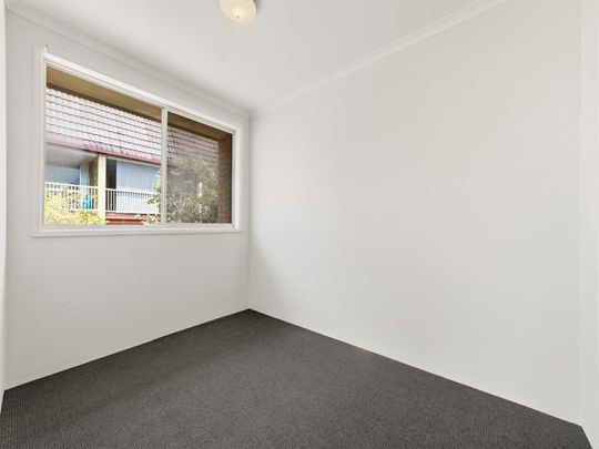 New Carpeted 2 Bedroom Unit with Balcony | $400pw Until 02/07/2026 Beenleigh Living - Photo 1