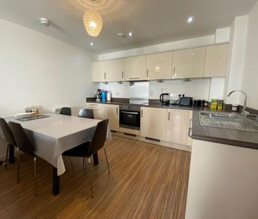 2 bedroom apartment to rent - Photo 5