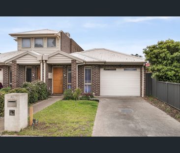 40 Vista Drive, Keilor East, Vic 3033 - Photo 5