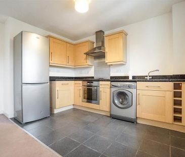 1 bedroom apartment to rent - Photo 2