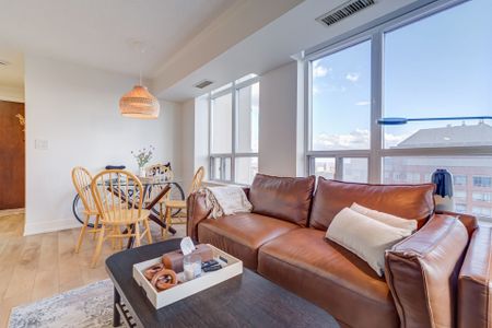 For Lease - 310 Burnhamthorpe Road Unit# 2412, Mississauga, Ontario - Photo 4