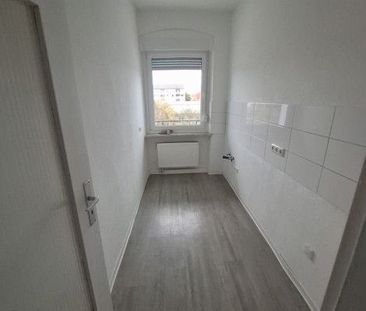 Ideale 3 Zimmerwohnung mit Balkon für junges Paar im Glück! - Foto 6