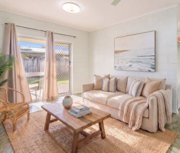 SPACIOUS FAMILY HOME IN SOUGHT AFTER BENTLEY PARK - Photo 1