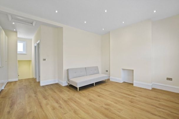 1 Bed Flat, Portnall Road, W9 - Photo 1