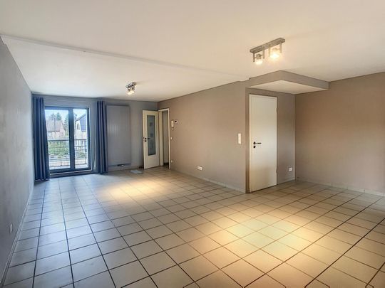 Duplex appartement gelegen op de eerste verdieping met 3 slaapkamers - Photo 1