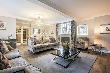 4 bedroom townhouse to rent - Photo 3