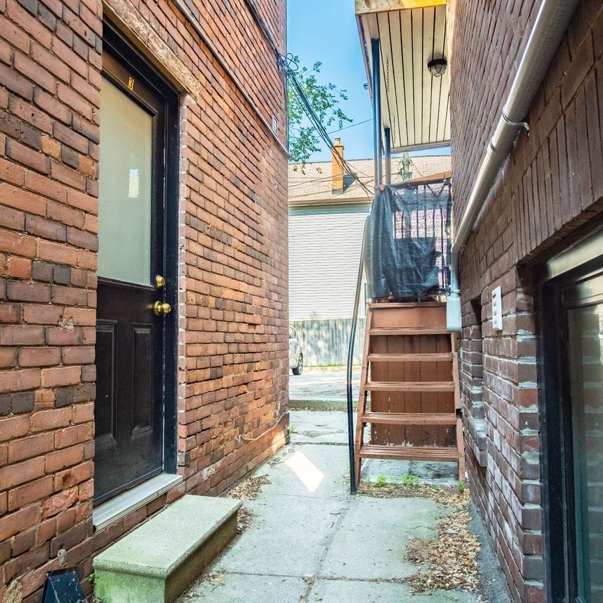 For Lease - 560 Jones Avenue Unit# 3, Toronto, Ontario - Photo 1