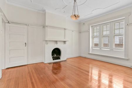 Charismatic Three Bedroom Home in Sought-After Street - Photo 4