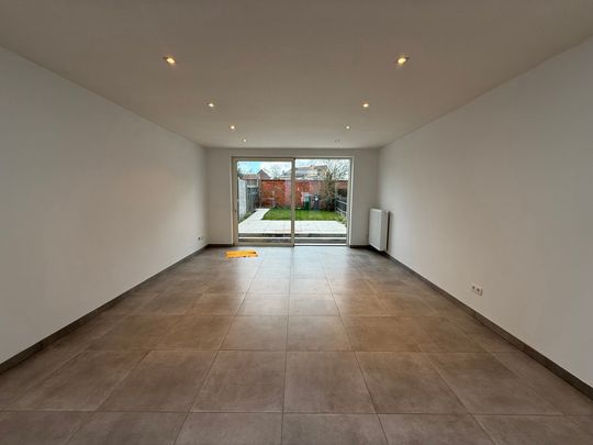 ERPE - MERE - Gerenoveerde rijwoning met tuin. - Photo 1