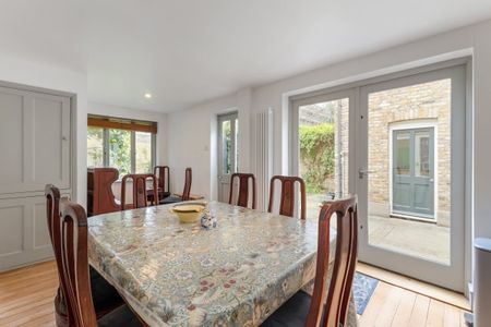 2 bedroom terraced house to rent - Photo 4