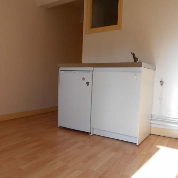 Location Appartement 1 pièce 12m² BESANCON 25000 - Photo 1