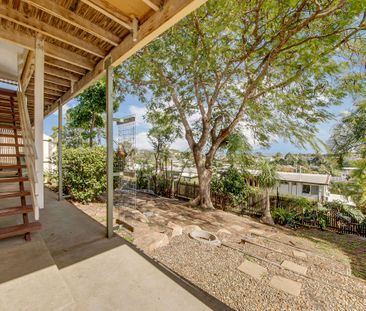 A BREATH OF FRESH AIR - A WONDERFUL BIG HOME! - Photo 4