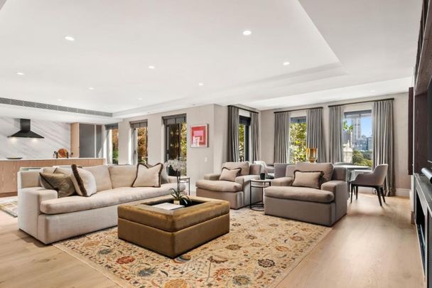 303/14 Macleay Street Elizabeth Bay NSW 2011 - Photo 1