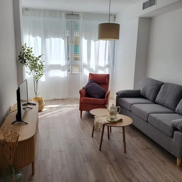 Alquiler de piso en El Palo - Photo 1