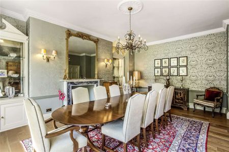 One of the finest Grade I listed townhouses to come onto the Bath market in recent years - Photo 5