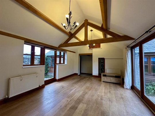 3 bedroom property to rent - Photo 1