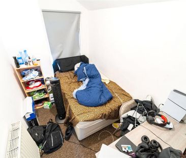 4 bedroom terraced house to rent - Photo 4