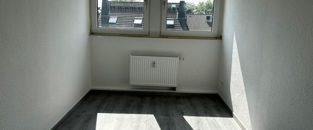 Renovierte 4-Zimmer Wohnung ab sofort verfügbar - Photo 1