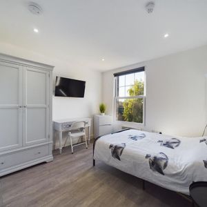 1 bedroom bedsit to rent - Photo 2