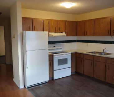 Conveniently located Downtown Red Deer (RP066) — Conveniently locat... - Photo 6