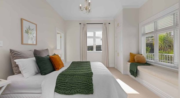 Charming Home for Rent in the Heart of Picton - Photo 1