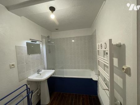 A LOUER- MAISON-COSSE LE VIVIEN - Photo 5
