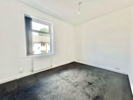 Cleveland Street, Colne - Photo 4