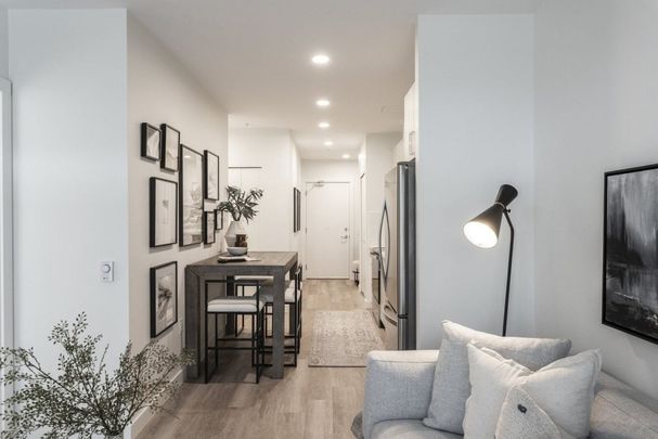 The CoMo Apartments - Photo 1