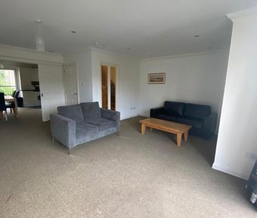 4 bedroom house to rent - Photo 3