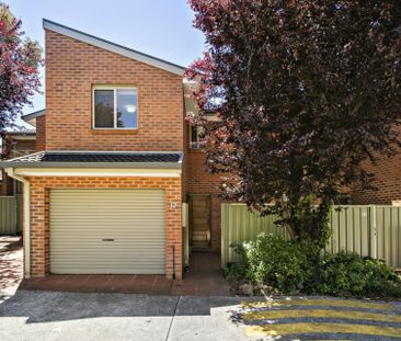 Modern Comfort, Prime Location-Your Perfect Home Awaits - Photo 1