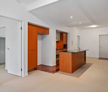 The Perfect Balance of Lifestyle, Location and Convenience - Photo 2