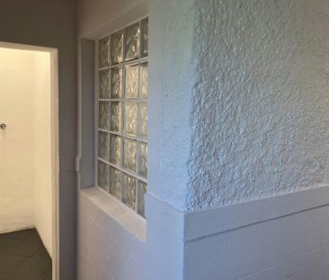 RENOVATED 3 BEDROOM HOME! - Photo 4