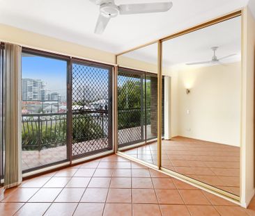 2/481 Vulture St E, East Brisbane - Photo 2